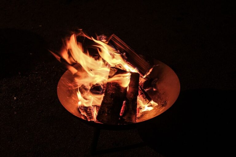 Building a Fire Pit: DIY vs Professional Installation Costs
