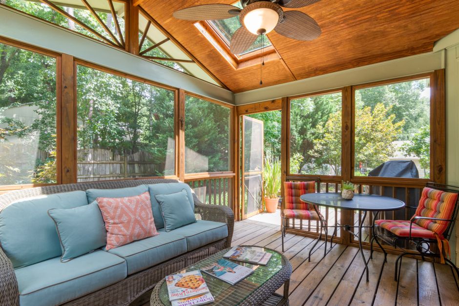 Screened-In Porch Ideas and Costs: Extend Your Outdoor Season